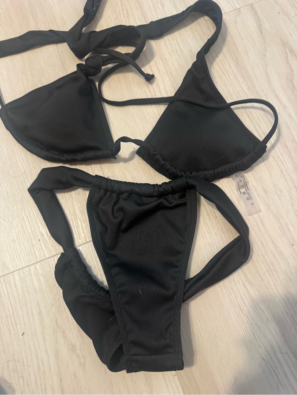 Black Ribbed Triangle Bikini Set - Picture 4 of 4